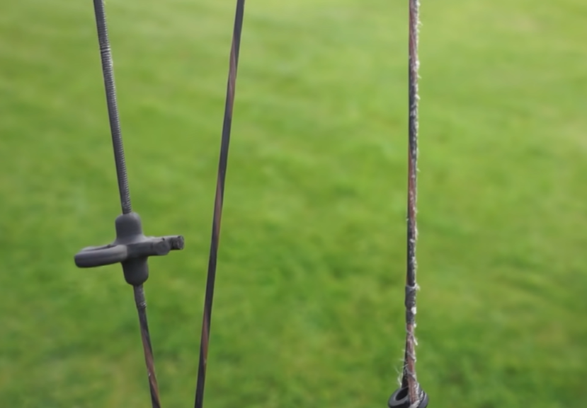 strings of compound bow