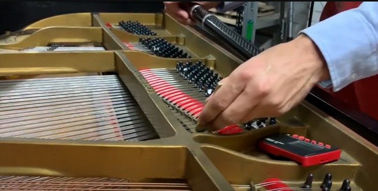 Tuning the Piano String