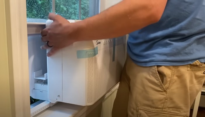 Installation of the AC