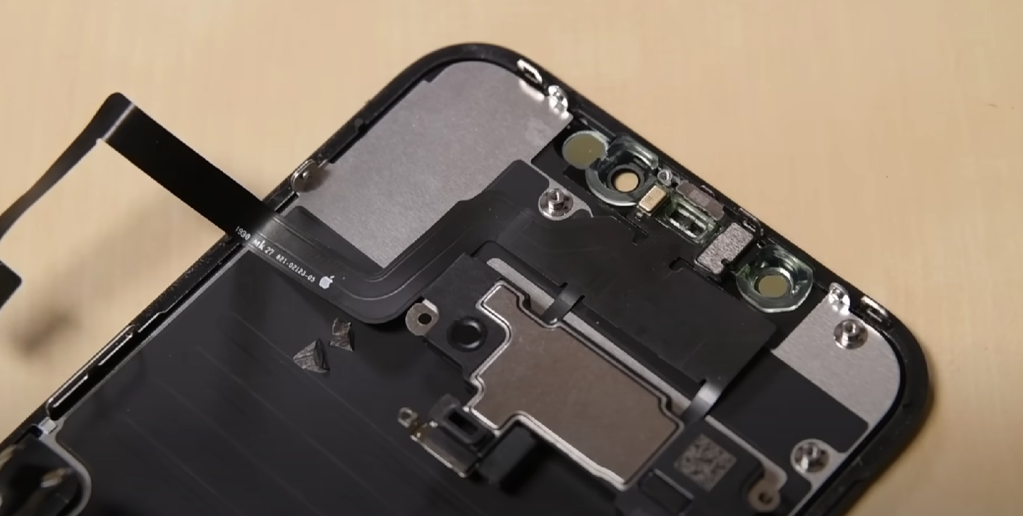 Fixing Cracked iPhone Screen