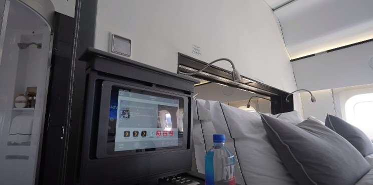 bed on a plane