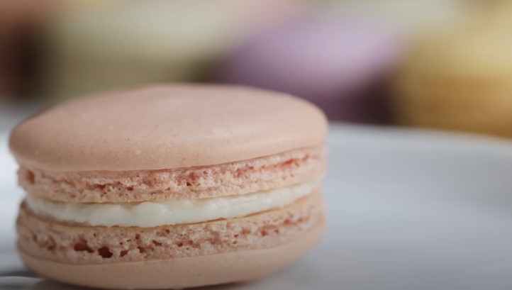 close up shot of Macarons